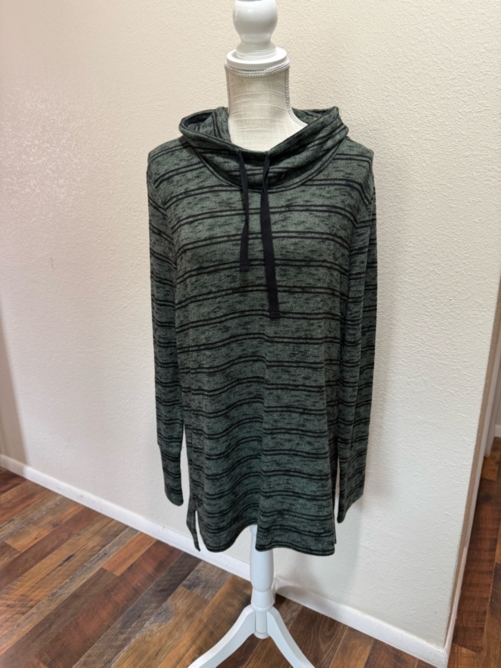 Olive & Oak - Women’s Green Striped Cowl Neck Top - Size XL